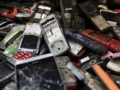 Desechos electrónicos de teléfonos móviles