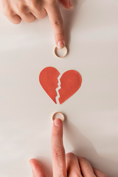 El aumento en la tasa de divorcios podría reflejar una redefinición del amor, en la que no se trata de "aguantar", sino de construir relaciones sanas