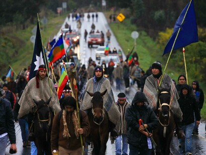 Los mapuches llevan décadas reclamando la devolución de sus tierras