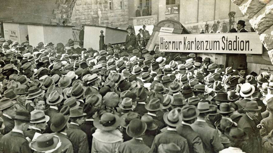 Hauptstadtfußball. Courtesy of Ephraim-Palais Museum