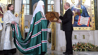 Vladimir Putin presented a 19th-century icon of John the Baptist as a gift to the Church of the Resurrection of Christ and the New Martyrs and Confessors of the Russian Church