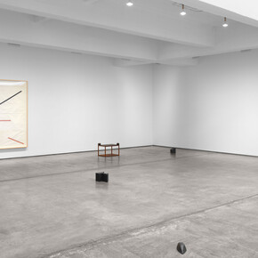 Joel Shapiro, exhibition view. Courtesy of Paula Cooper Gallery 