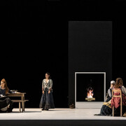 Le firmament. Avec l'aimable autorisation du La Comédie de Clermont-Ferrand