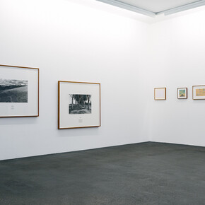 Hamish Fulton, Exhibition view. Courtesy of Häusler Contemporary