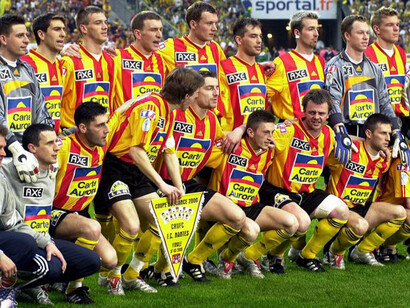 Le Calais Racing Union Football club en finale de la coupe de France en 2000