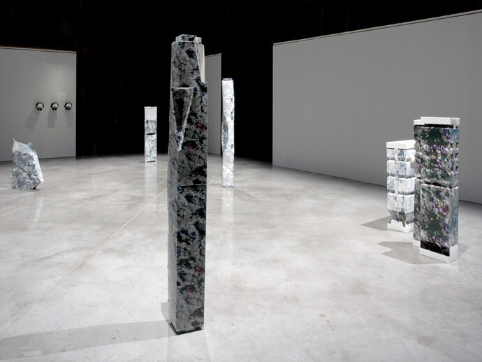 Marie Lelouche, Exhibition view « I am walking in… », 2015, Le Fresnoy, Studio national des arts contemporains, Tourcoing, France. 
Copyright Le Fresnoy Studio national des arts contemporains, Courtesy Galerie Alberta Pane