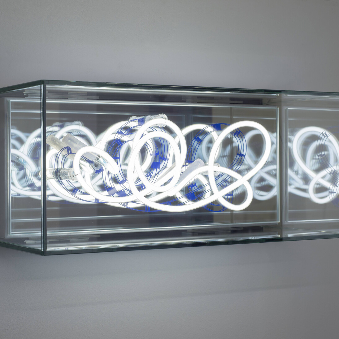 Brigitte Kowanz, Introduction of the Euro 01.01.2002 - Biennial Edition, 2017, Neon, Spiegel, Ed. 1/9 + 2 AP, 20 x 45 x 19 cm / 7 7/8 x 17 3/4 x 7 1/2 inches