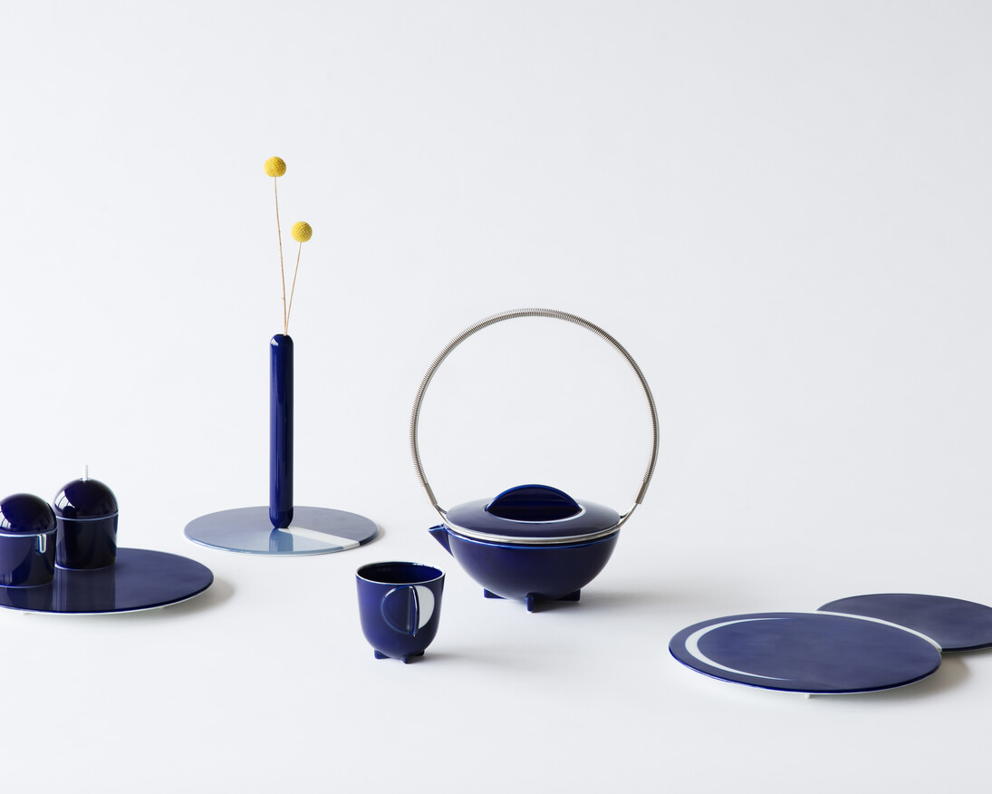 Studio Wieki Somers, Arita Tea Sets, 2016 © Studio… Pien Spijkers