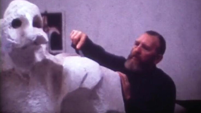 Alberto Portera, Film still of the movie Untitled [Pablo Serrano at his studio with his sculptures], 1969. Courtesy of Museo de Arte Abstracto Español