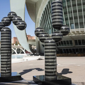 Park Eun Sun, Genoma y Estructura escultórica, vista della mostra. Cortesia di Contini Art Gallery