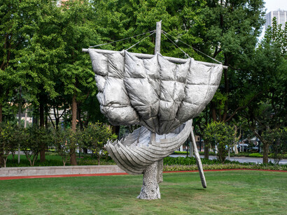 Amsterdam sculpture biennale Artzuid 2025, artwork in exhibition. Courtesy of Artzuid