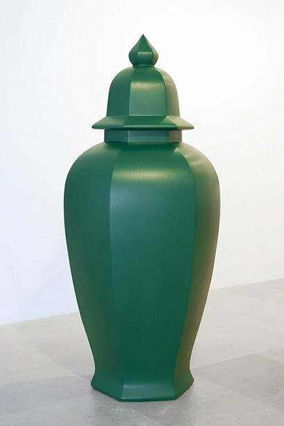 Allan McCollum,
Perfect Vehicle, 1988/2004,
LPV 2044-10,
Moorglo on Concrete,
78 x 36 inches,
198.1 x 91.4 cm.
Courtesy the artist and Petzel, New York
