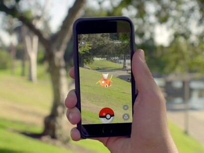 Cazando un Polemon en el parque