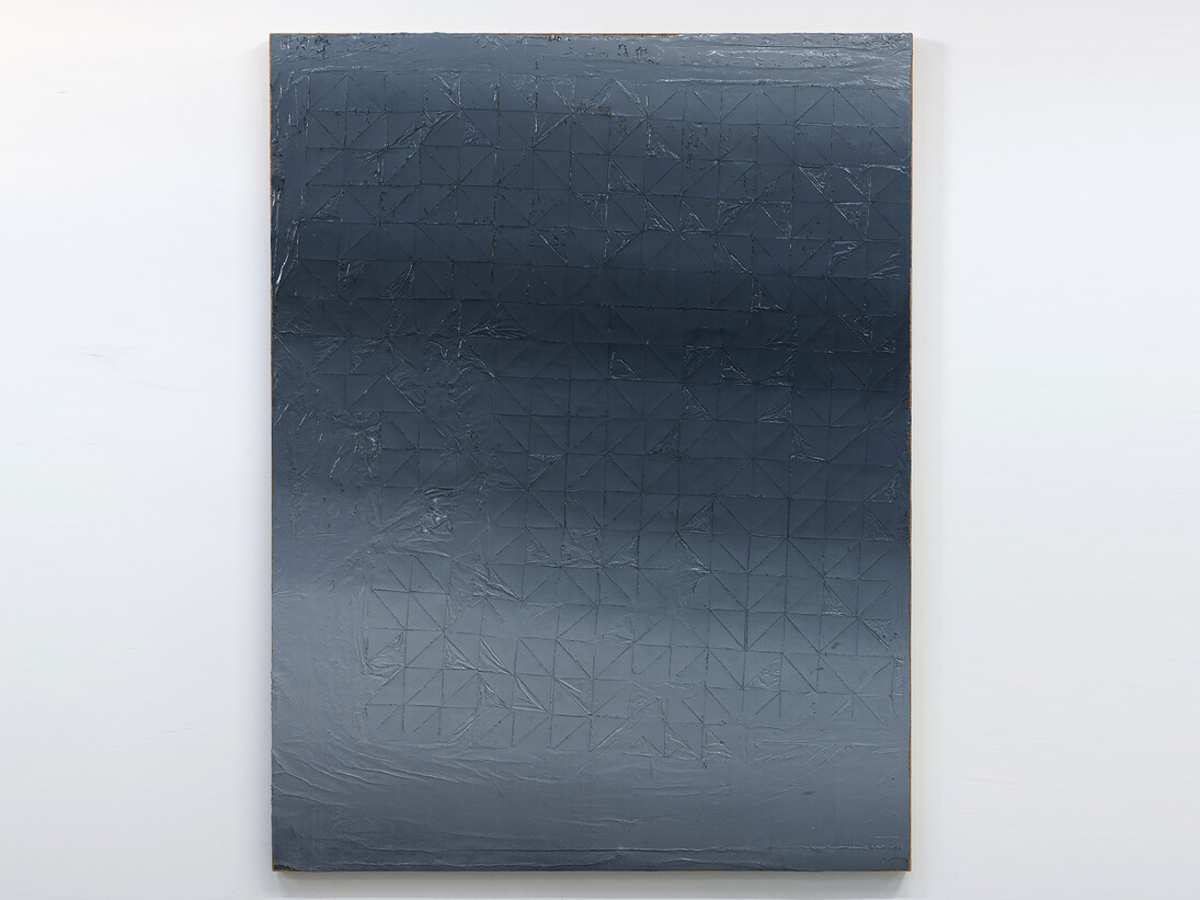 Mark Hagen, To Be Titled (Gradient Painting 45), 2014, acrylic on burlap over panel, 68 x 52 x 1.5 in. 172.72 x 132.08 x 3 © Mark Hagen, Courtesy Marlborough Chelsea