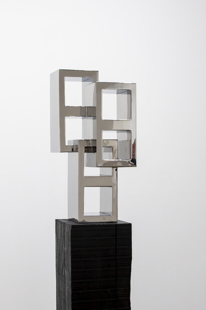 Guillermo Garcia-Cruz, Divergent structure, exhibition view. Courtesy of Piero Atchugarry Gallery 