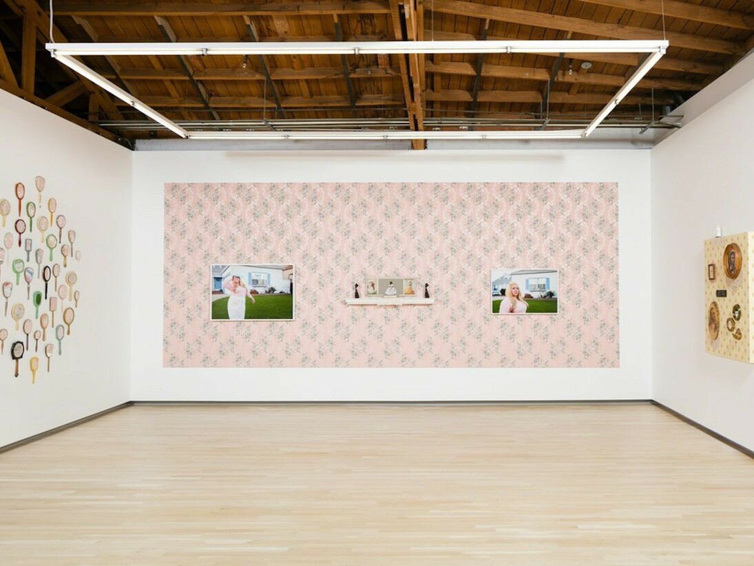 Genevieve Gaignard, Exhibition view. Courtesy of Shulamit Nazarian
