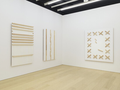 Kishio Suga, Existence within definite contours, exhibition view. Courtesy of Tomio Koyama Gallery