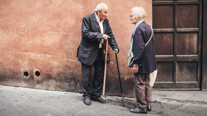 Elderly couple: aging is unavoidable