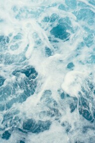 How the water waves meet the water-loving surfaces and dance as they crash