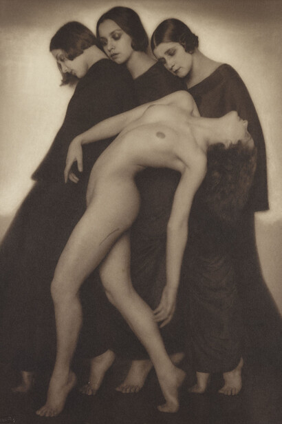 Bewengungsstudie (Movement Study), Rudolf Koppitz, 1926 © The Royal Photographic Society Collection at the National Media Museum, Bradford / SSPL