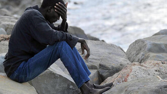 L'assurda tragedia di chi fugge per mare