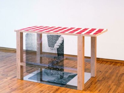 Room Under, 1995, Plywood, vinyl paint, adhesive tape, and silkscreen on mirror, 113 x 142.5 x 94 cm, Collection of the artist © VEGAP, Bilbao, 2017
