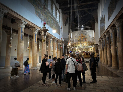 Interior de la Basílica de la Natividad ubicada en la ciudad de Belén, Palestina