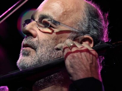 L'incontro con il violoncellista Jaques Morelenbaum celebra la predilezione di Joe Barbieri per la musica brasiliana