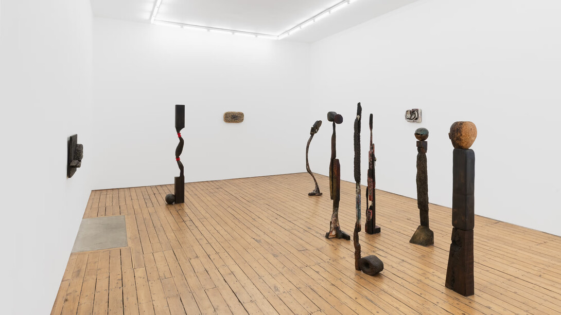 Anderson Borba, Secret ceremony, exhibition view. Courtesy of The Approach Gallery