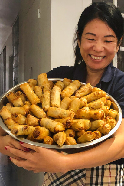 Kim Chi Pho. On la surnomme "la reine des nems" depuis qu'elle a remporté un concours culinaire à la télévision française