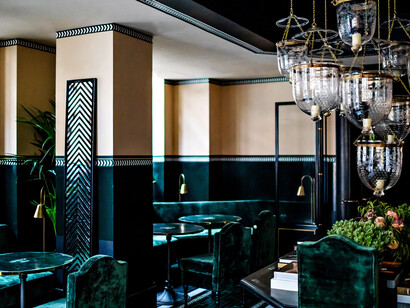 Lobby @Benoitlinero, Monsieur George, Paris, France