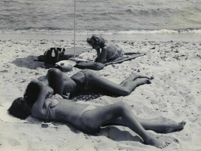 Henri Cartier-Bresson, St. Tropez. 1960's ©Henri Cartier-Bresson/Magnum, courtesy Fondation Henri Cartier-Bresson