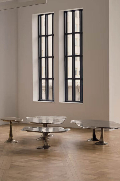 Vincenzo De Cotiis, Je marchais pieds nus dans l’étang, exhibition view. Courtesy of Carpenters Workshop Gallery 