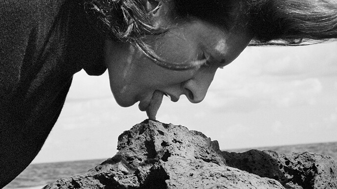 Marina Abramović. Courtesy of Bundeskunsthalle