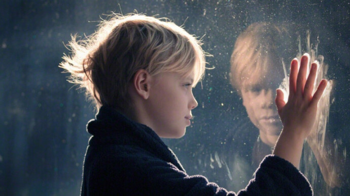 First Look. Courtesy of Panopticon Gallery