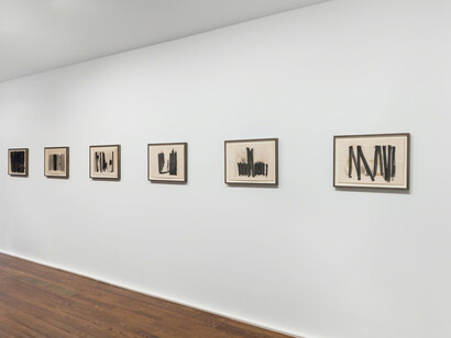 Mira Schendel, Exhibition view. Courtesy of Hauser & Wirth