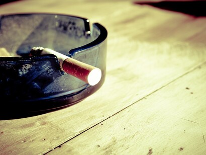 Fumo per capire il mondo e i suoi ingranaggi reconditi