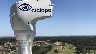 O sistema conta com uma rede de sensores, câmaras e drones