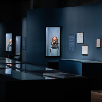 In life and death, exhibition view. Courtesy of The Vasa Museum