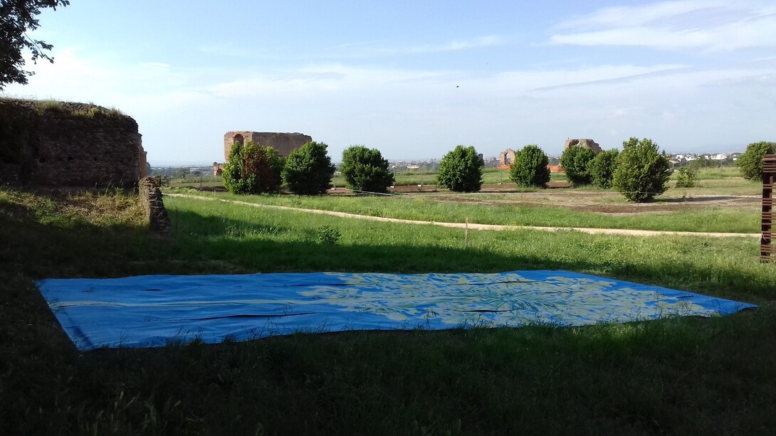 Cuoghi Corsello, 'Miraggio 1', specchi cm. 40x40, Villa dei Quintili, Roma, 2018. Ph. Cuoghi Corsello