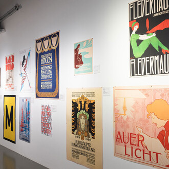 Typomania. Curator’s choice by Kathrin Pokorny-Nagel, ausstellungsansicht. Mit freundlicher genehmigung des Museum für angewandte Kunst
