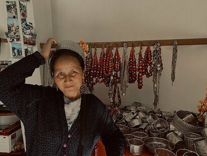 A woman wearing the traditional dress of the Khasi tribe