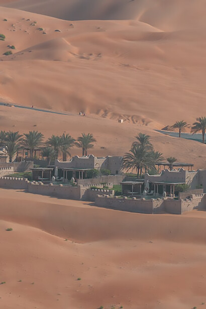 Discover the hidden gem of an oasis in the desert of Abu Dhabi, UAE, offering a refreshing haven amidst the dry terrain