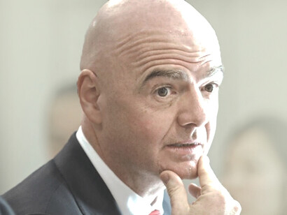 Giovanni Infantino es un abogado suizo de origen italiano, ​que desde el 26 de febrero de 2016 se desempeña como presidente de la FIFA