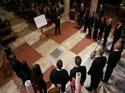 Simone Sorini durante un concerto