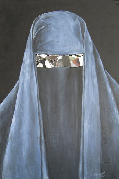 Donna con burka - Courtesy Simone Miccichè