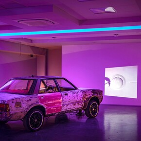 Aaron Victor Peeters, The love seat, 2021. Courtesy of Uitstalling Gallery and Art Antwerp