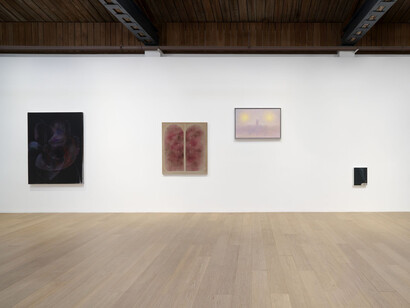 Evonne Jiawei Yuan, The cloud catcher, exhibition view. Courtesy of Galerie Perrotin