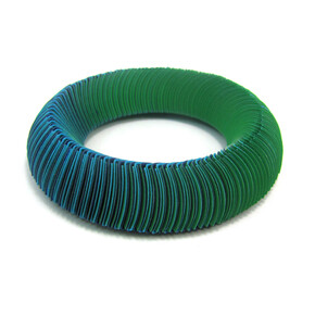 Nel Linssen, Green & Blue Bracelet, courtesy of The Scottish Gallery