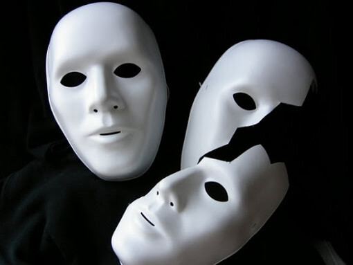 La cultura intera è ipocrita